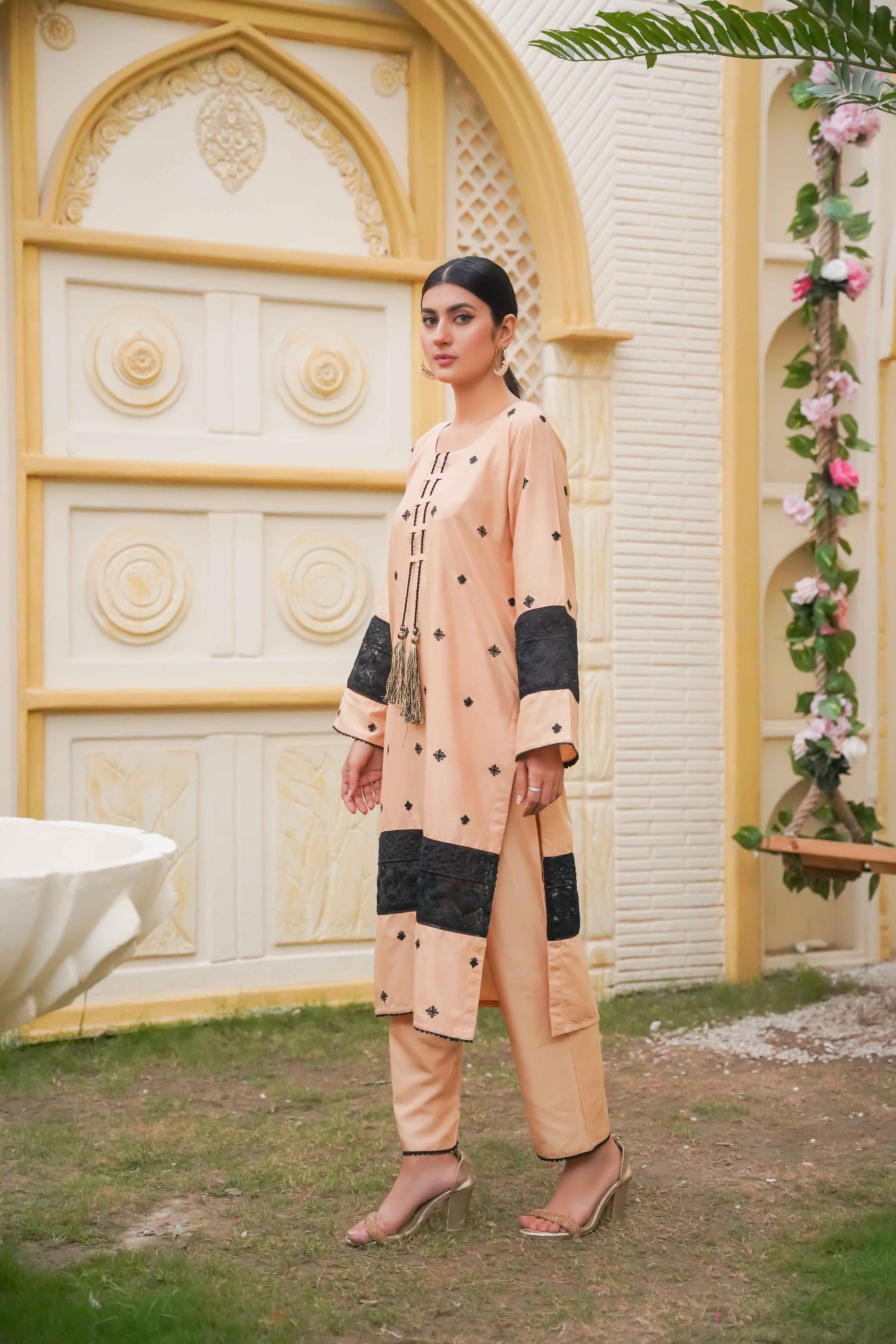 2-Piece Elegant Peach Embroidered Suit with Black Accents – Casual Wear