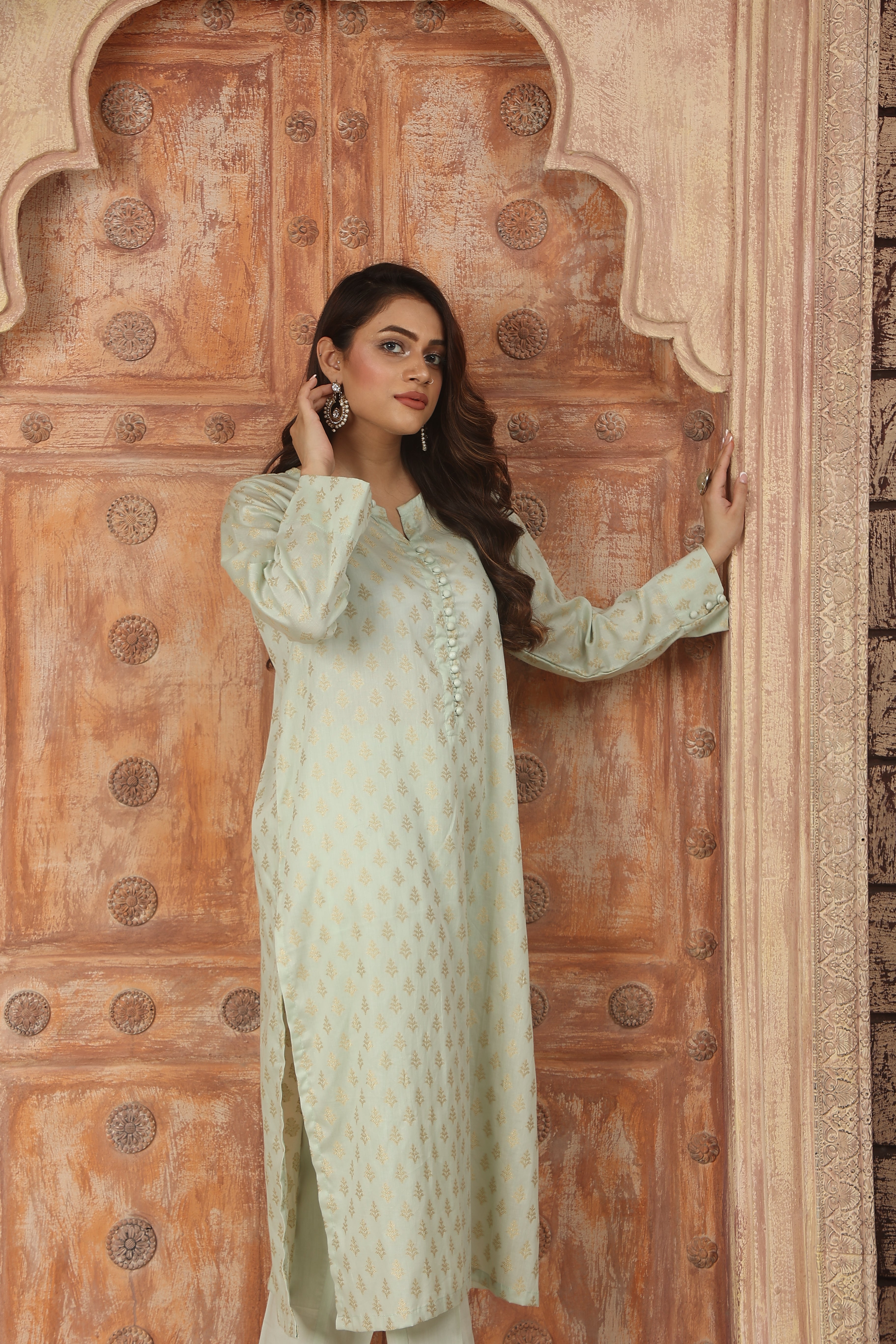 ASH GRAY EMBROIDED 2PCS FABRIC LAWN SUIT